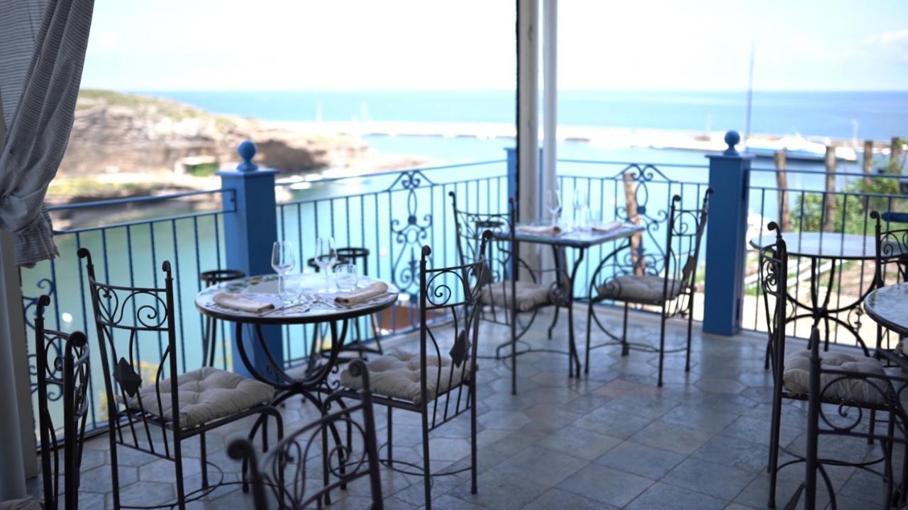 Hotel Isolabella Ventotene Exteriör bild