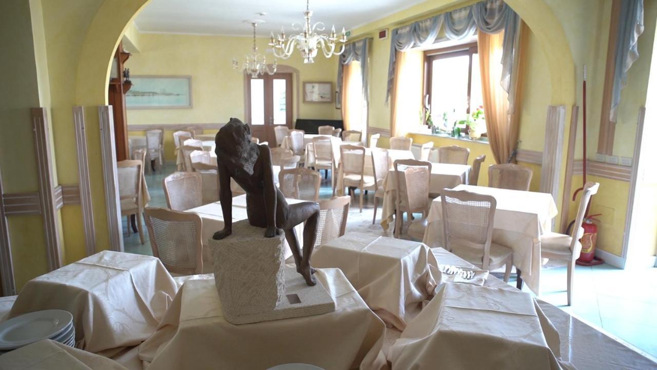 Hotel Isolabella Ventotene Exteriör bild